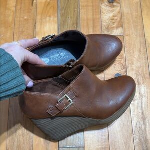 Dr. Scholl's Tan Wedge Booties